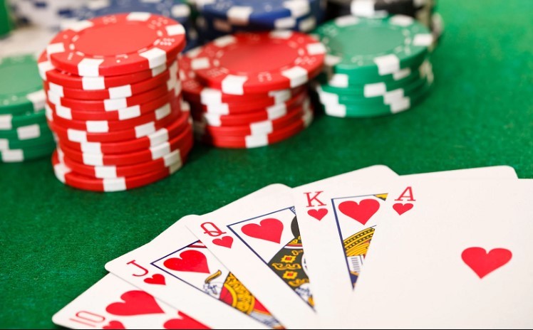 Điều kiện thắng trò chơi Game Poker 123win